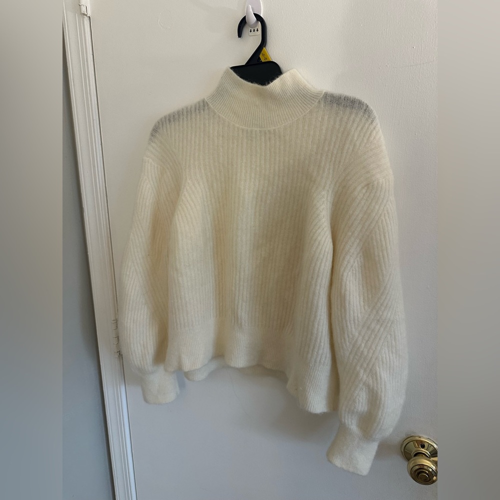 & Other Stories Cream Fuzzy Turtleneck | Cozy Cream Turtleneck Sweater